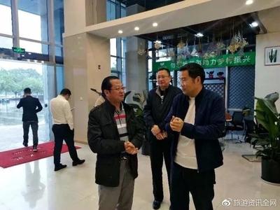 德阳商贸学校力推电商MCN助力农产品销售 校地协同打造乡村振兴新引擎